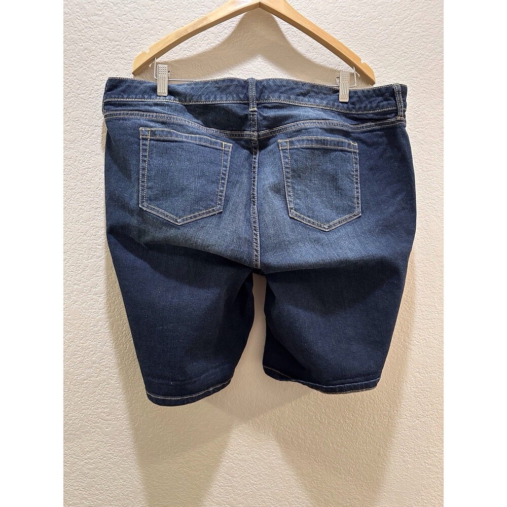 Torrid Denim Bermuda Shorts Women's Plus Size 20 Dark Wash Stretch Blue - Picture 2 of 8